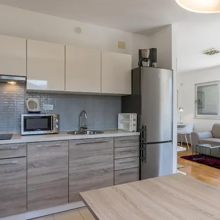 Apartman Madrugada Stari Grad